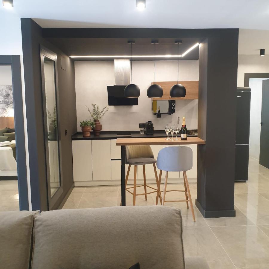 Urbanlux Olimpia Familiar Lägenhet Albacete Exteriör bild