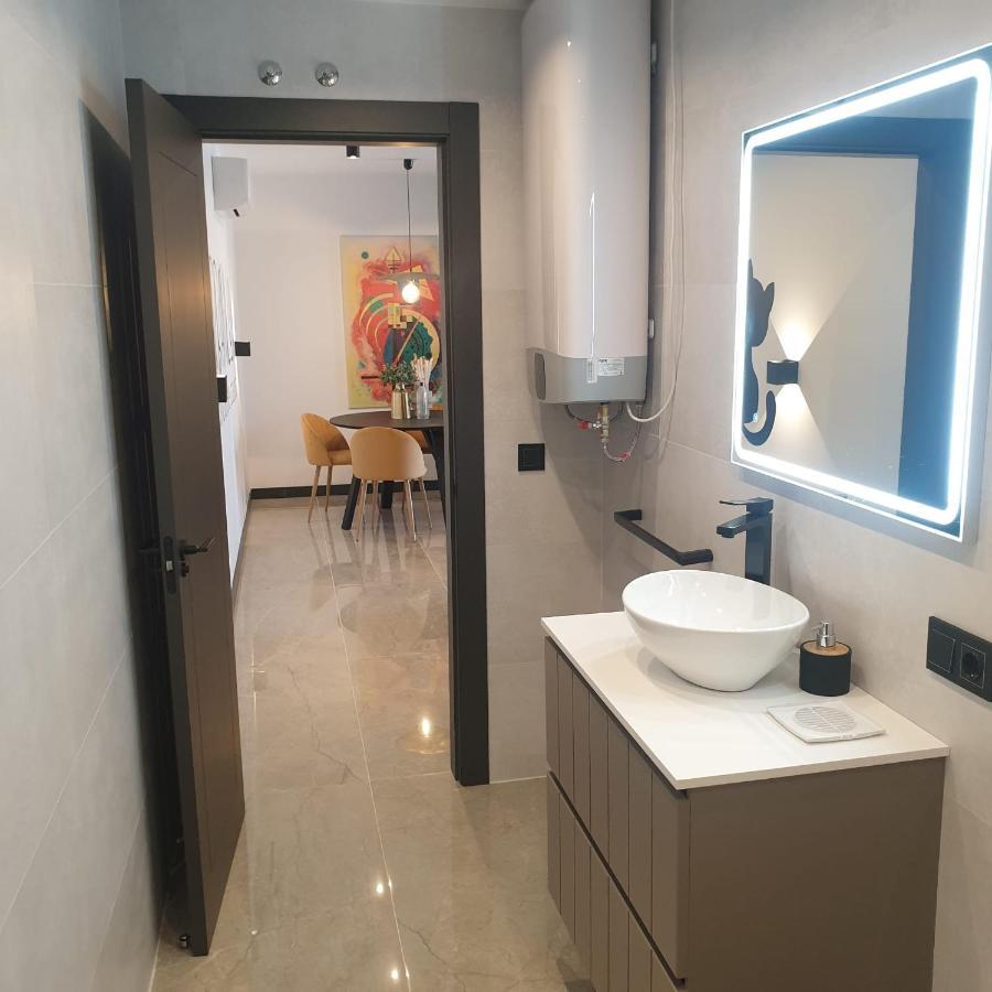 Urbanlux Olimpia Familiar Lägenhet Albacete Exteriör bild
